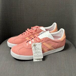 Adidas Gazelle Pink Suede Sneakers women's size 6